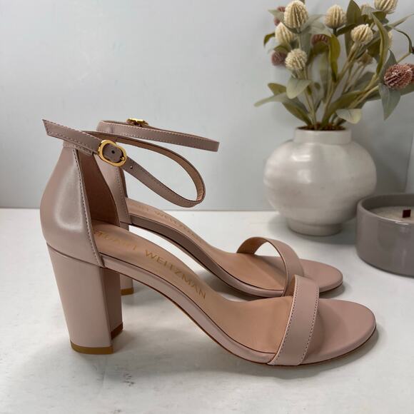 Stuart Weitzman NearlyNude Ankle Strap City Sandal in Dolce Women's 8.5 NWOB - Picture 2 of 11